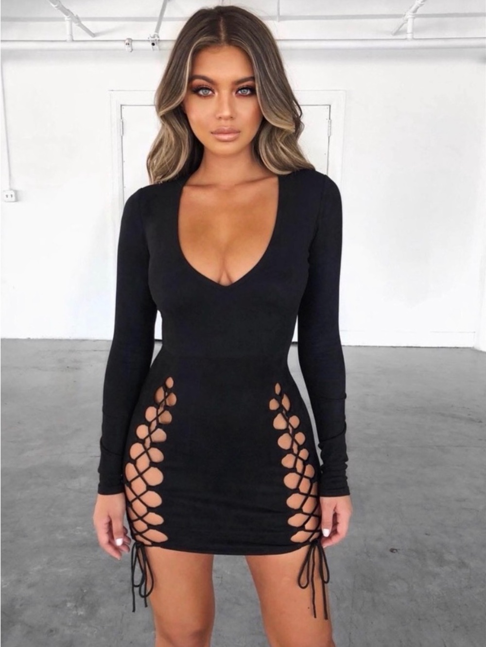 Baby boo Black Long-Sleeve Cutout Bodycon Dress